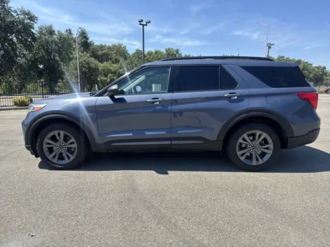 More photos of 2021 Ford Explorer XLT at Park Marina Motors, CA