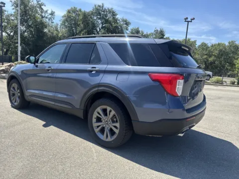More photos of 2021 Ford Explorer XLT at Park Marina Motors, CA
