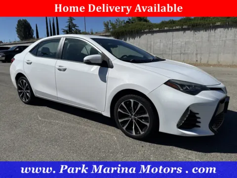 White 2018 Toyota Corolla SE for sale in Redding, CA