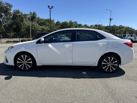 More photos of 2018 Toyota Corolla SE at Park Marina Motors, CA