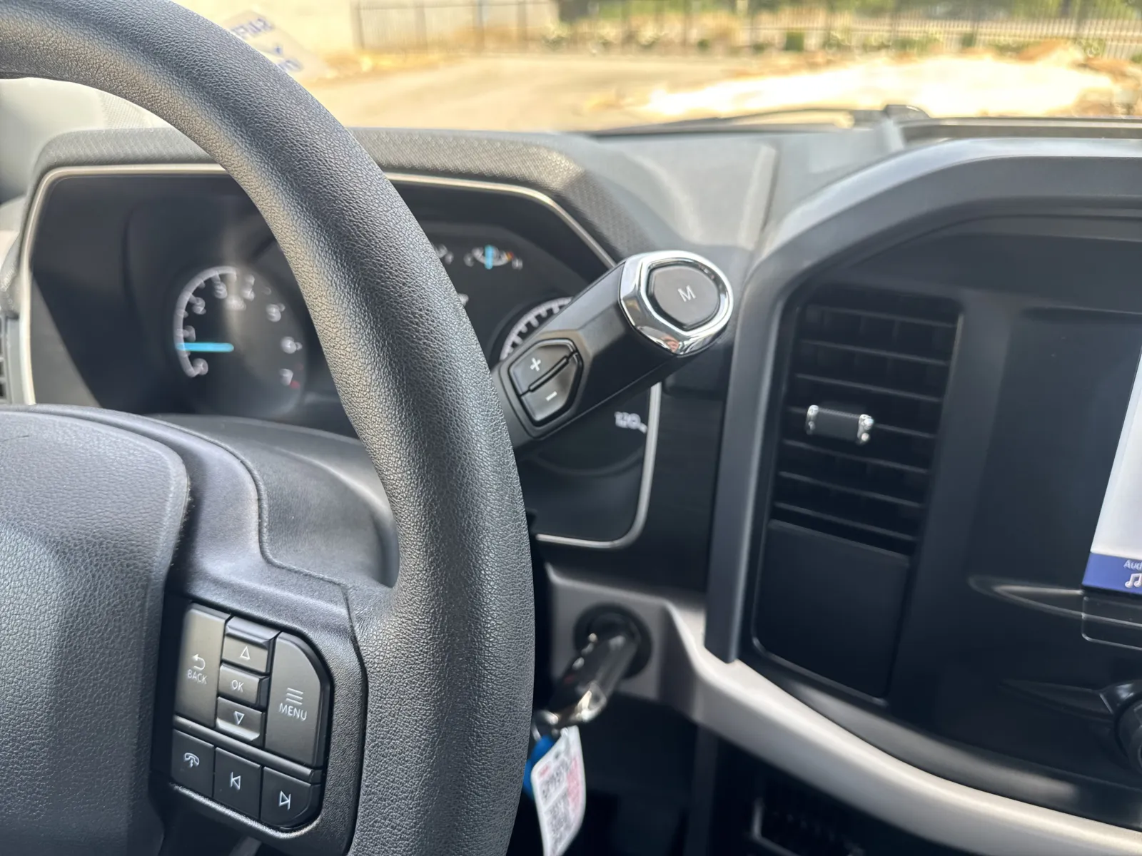 2023 Ford F-150 XL - Photo 20