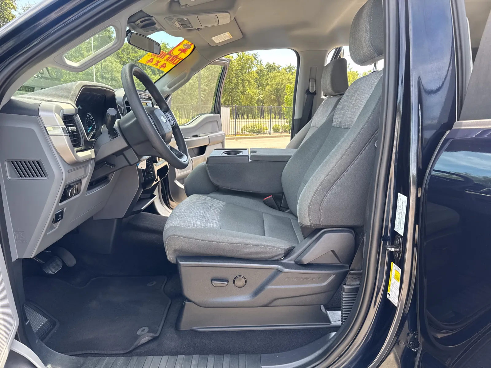 2023 Ford F-150 XL - Photo 10