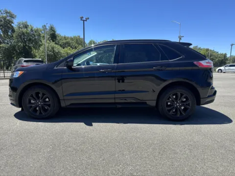 More photos of 2022 Ford Edge SE at Park Marina Motors, CA