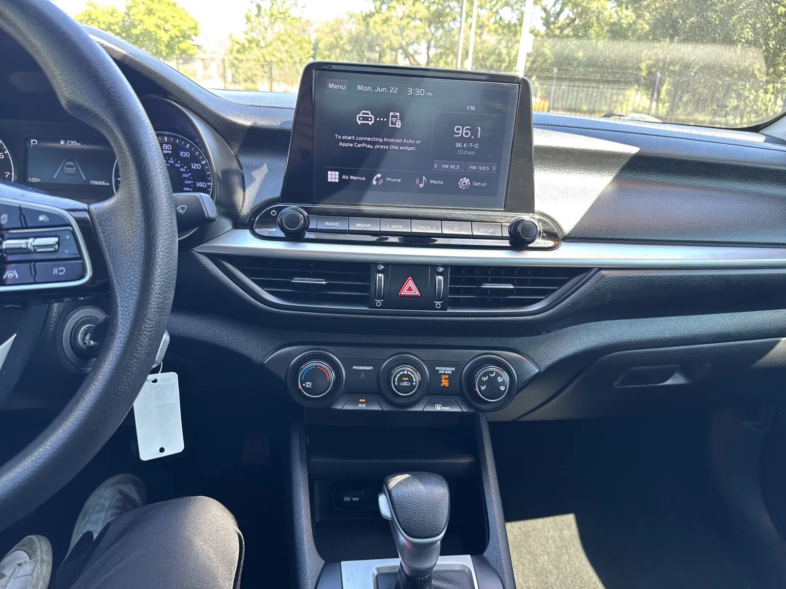 2023 Kia Forte LXS - Photo 21