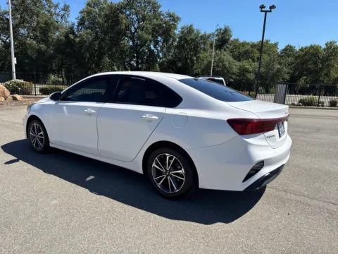 More photos of 2023 Kia Forte LXS at Park Marina Motors, CA