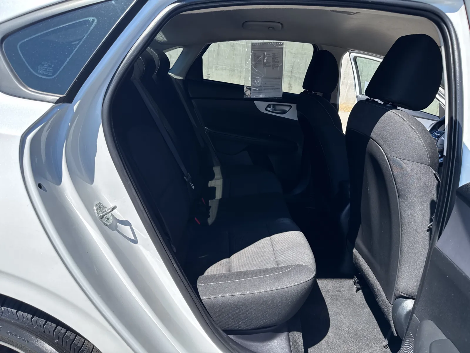 2023 Kia Forte LXS - Photo 13