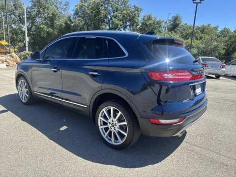 More photos of 2019 Lincoln MKC Reserve at Park Marina Motors, CA