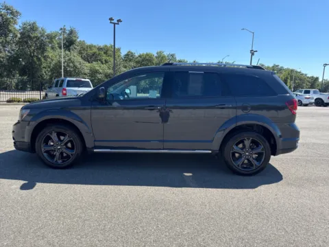 More photos of 2018 Dodge Journey Crossroad at Park Marina Motors, CA