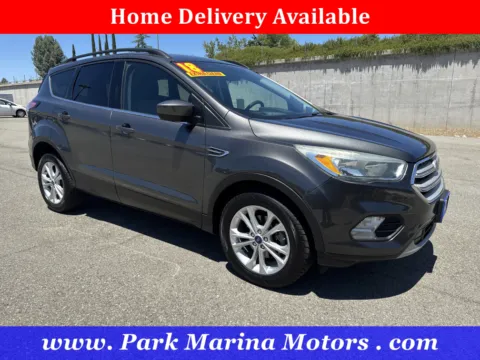 Gray 2018 Ford Escape SE for sale in Redding, CA