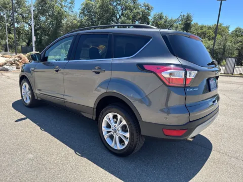 More photos of 2018 Ford Escape SE at Park Marina Motors, CA