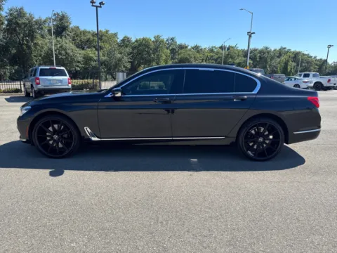 More photos of 2018 BMW 7 Series 750i at Park Marina Motors, CA