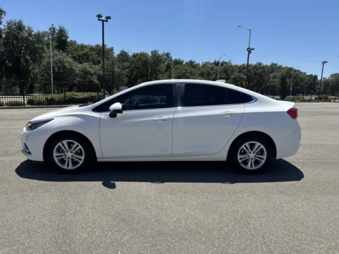 Photos of 2018 Chevrolet Cruze LT for sale in Redding, CA at Park Marina Motors