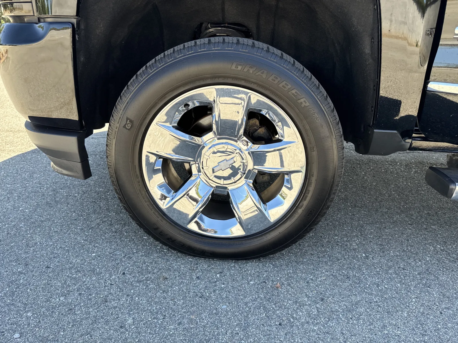 Chevrolet Silverado photo 26