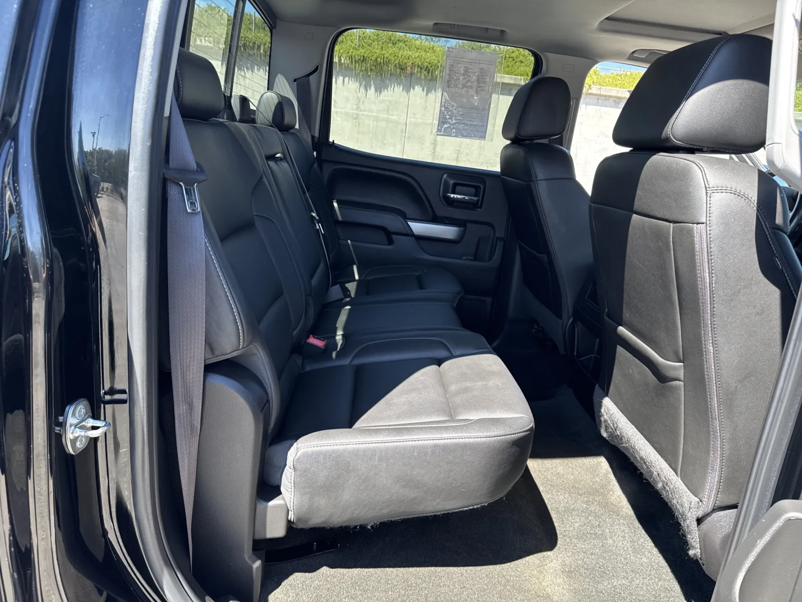 Chevrolet Silverado photo 13