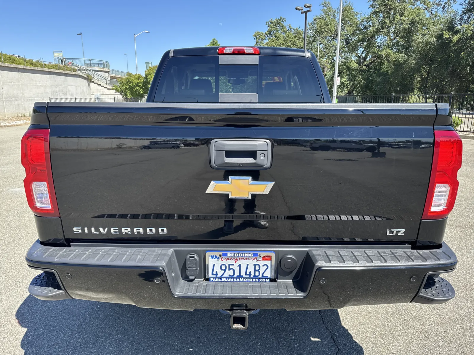Chevrolet Silverado photo 6
