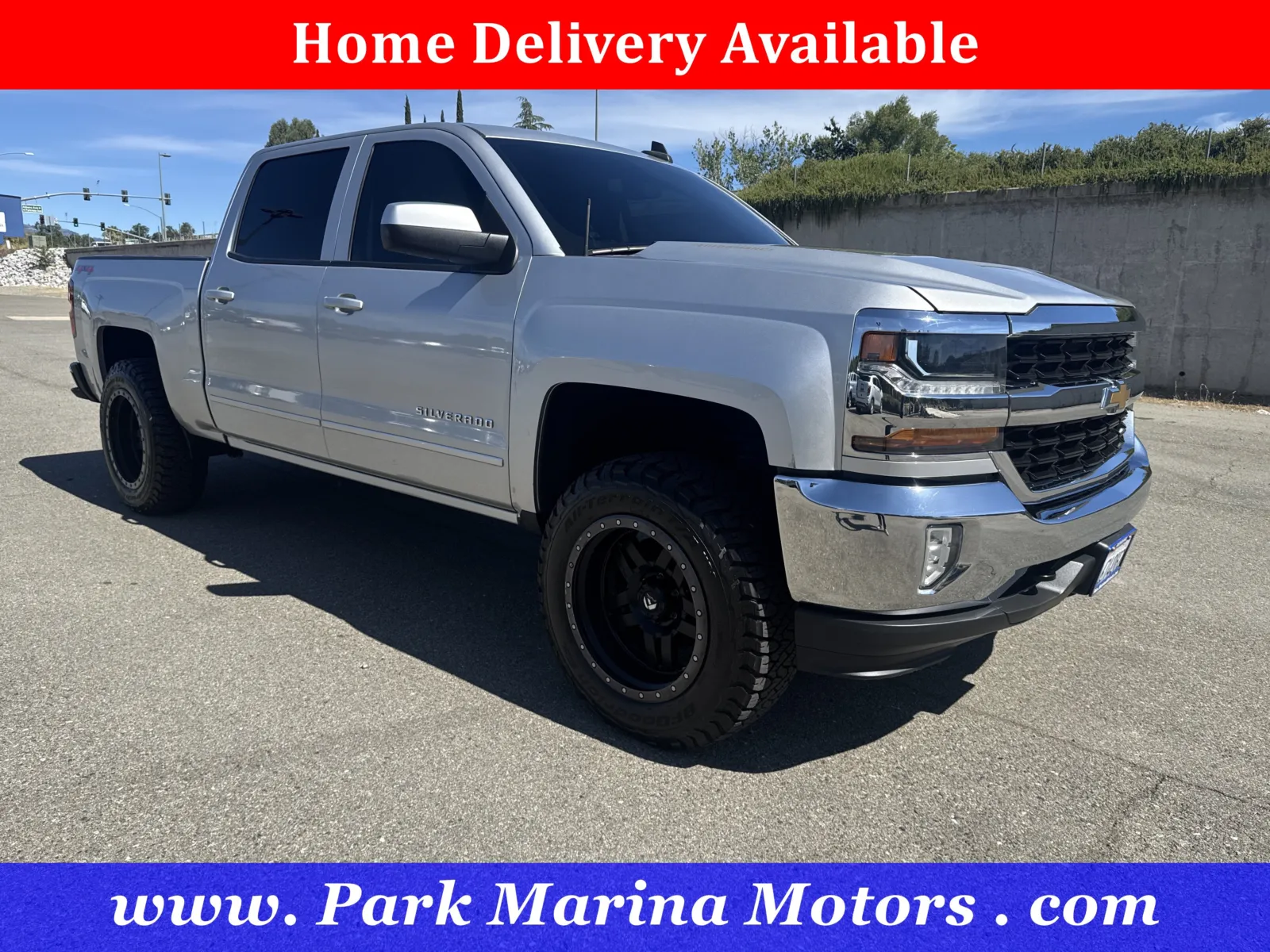 2017 Chevrolet Silverado 1500 LT 4X4 Crew Cab Short Box's photo