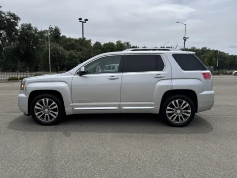 More photos of 2017 GMC Terrain Denali at Park Marina Motors, CA