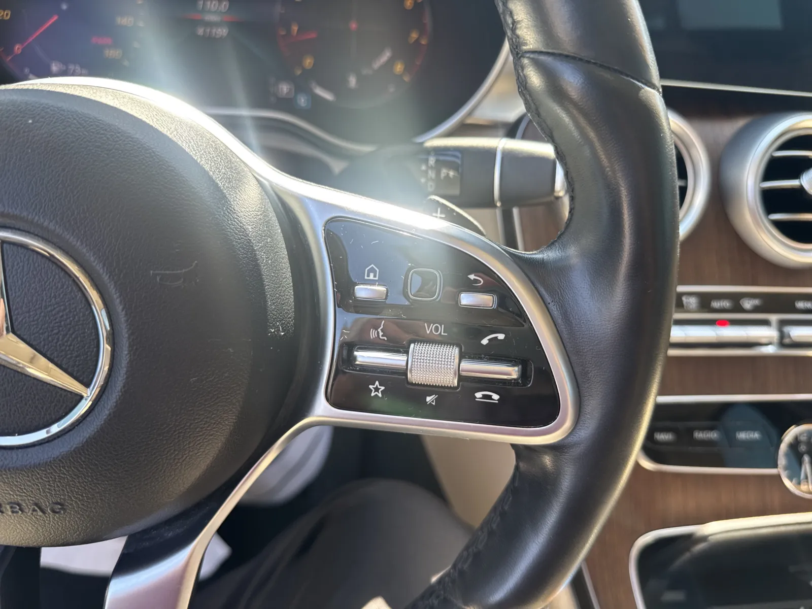 Mercedes-Benz C-Class photo 19