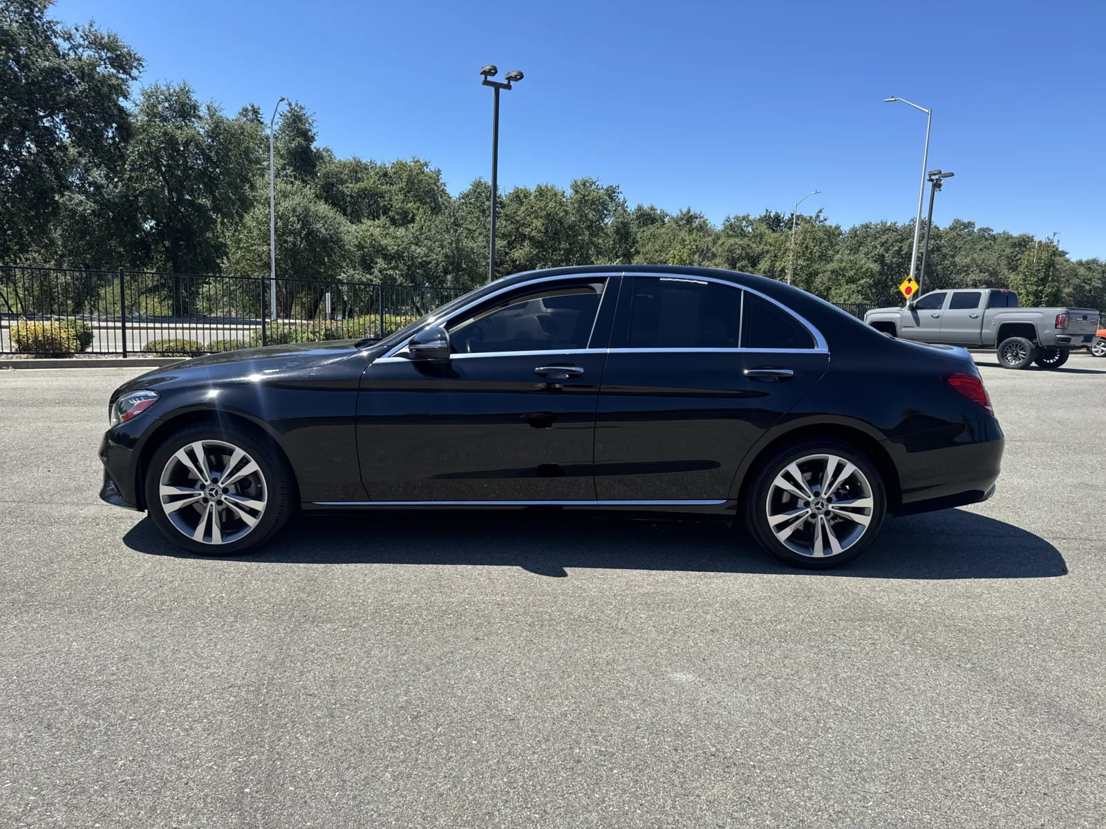 Mercedes-Benz C-Class photo 4