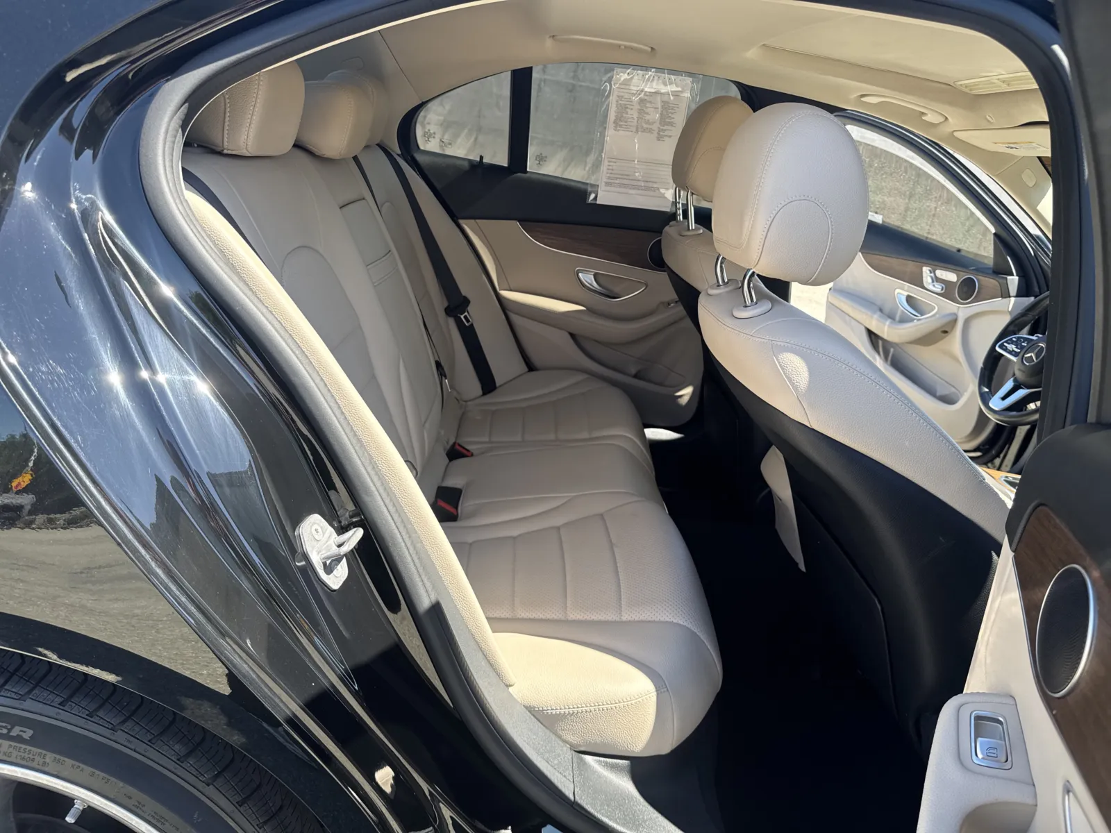 Mercedes-Benz C-Class photo 13