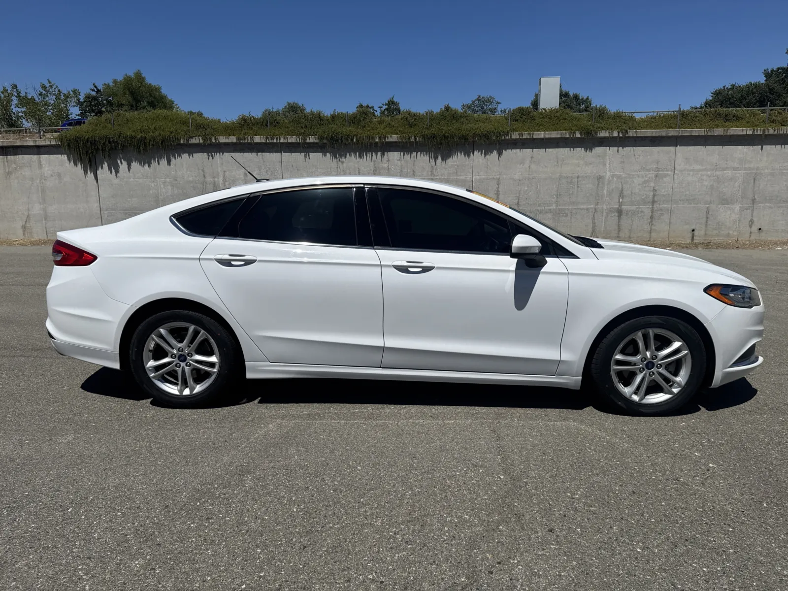 2018 Ford Fusion SE - Photo 8