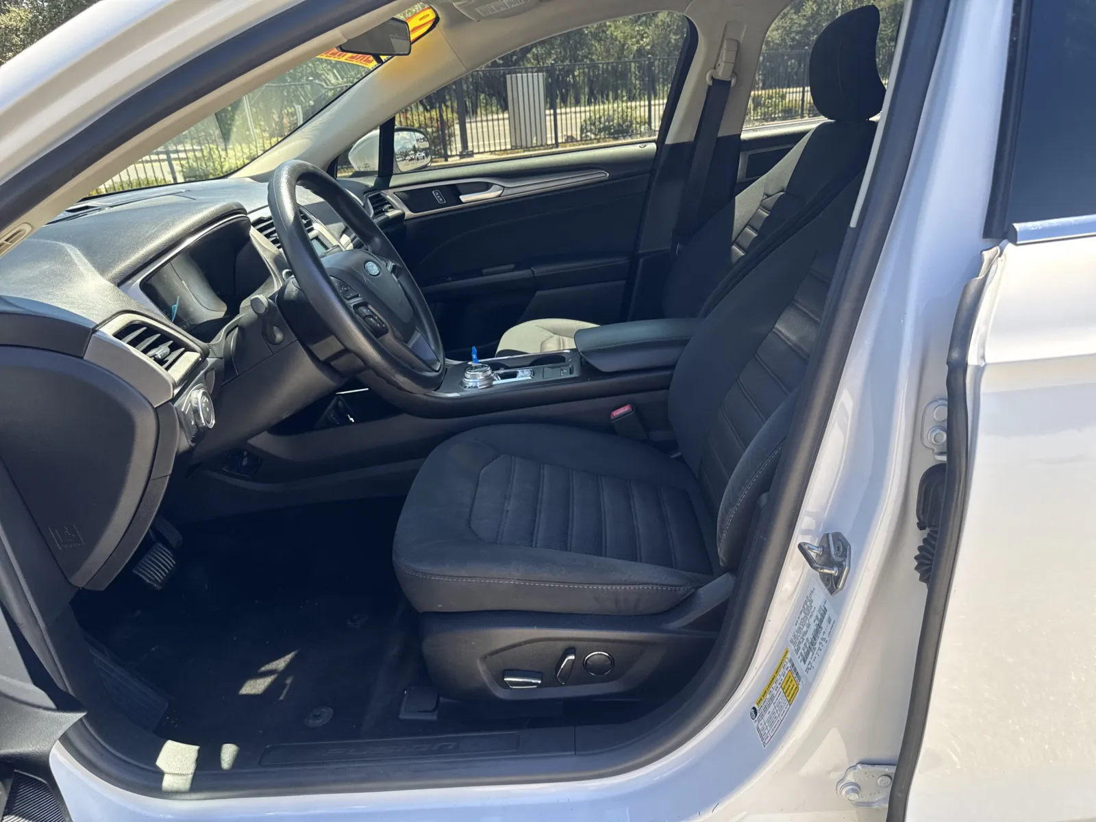 2018 Ford Fusion SE - Photo 10