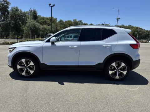 More photos of 2024 Volvo XC40 Plus Bright Theme at Park Marina Motors, CA