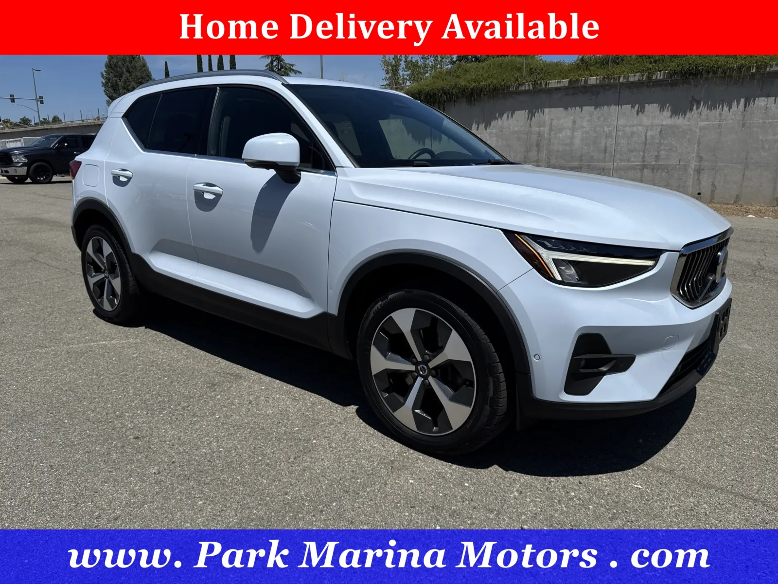 White 2024 Volvo XC40 Plus Bright Theme for sale in Redding, CA