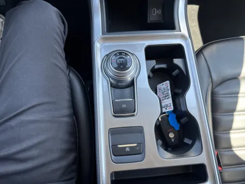 More photos of 2024 Ford Edge at Park Marina Motors, CA