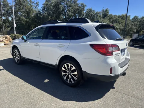 More photos of 2017 Subaru Outback Limited at Park Marina Motors, CA