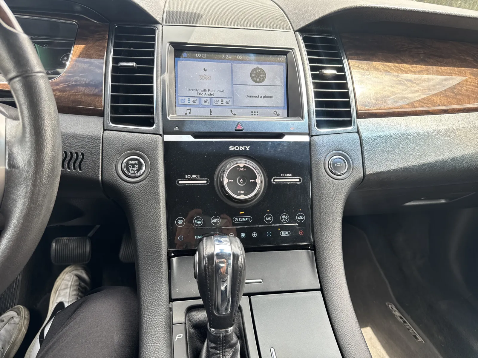 Ford Taurus photo 21