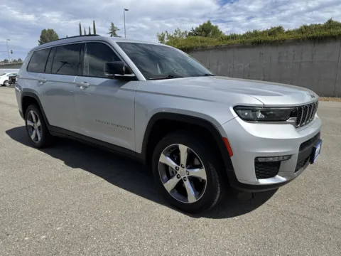 Silver 2021 Jeep Grand Cherokee L Limited for sale in Redding, CA