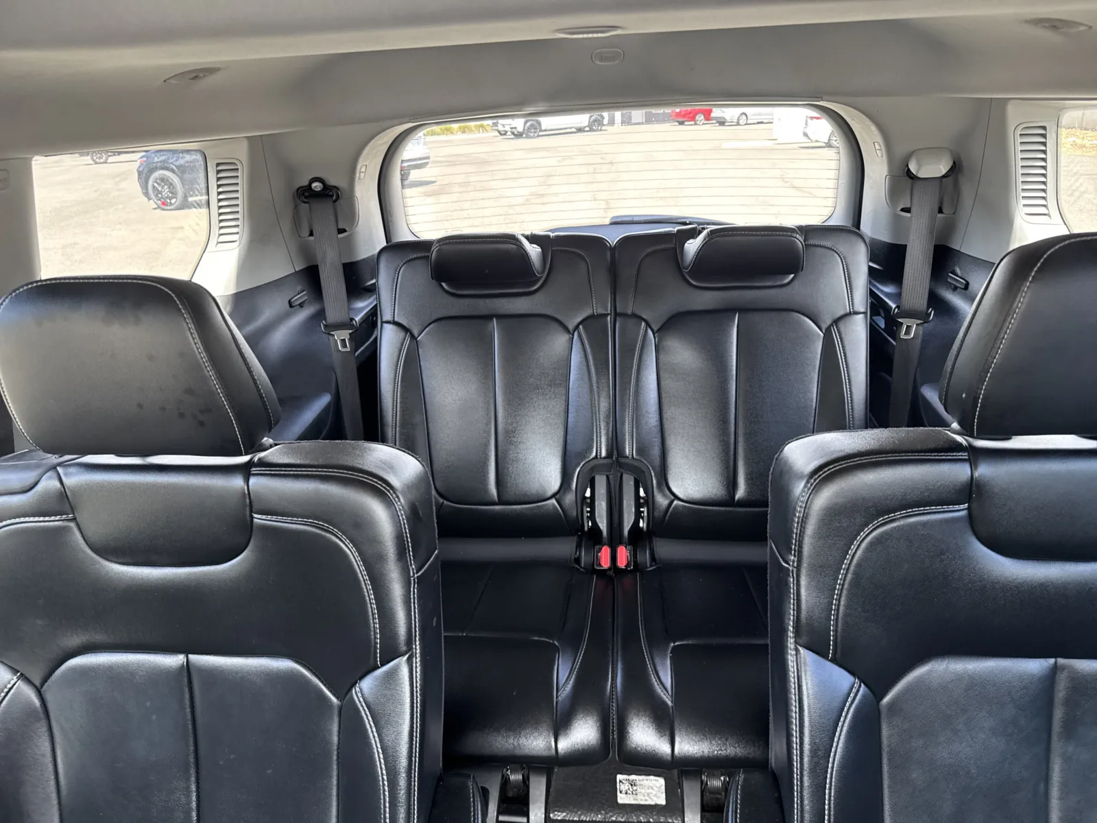 Jeep Grand Cherokee L photo 26