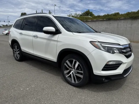 White 2017 Honda Pilot Elite for sale in Redding, CA