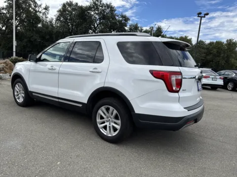More photos of 2019 Ford Explorer XLT at Park Marina Motors, CA