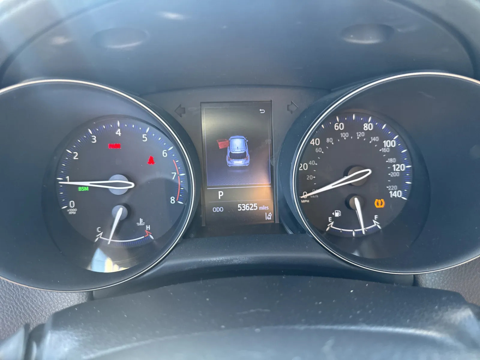 Toyota C-HR photo 15