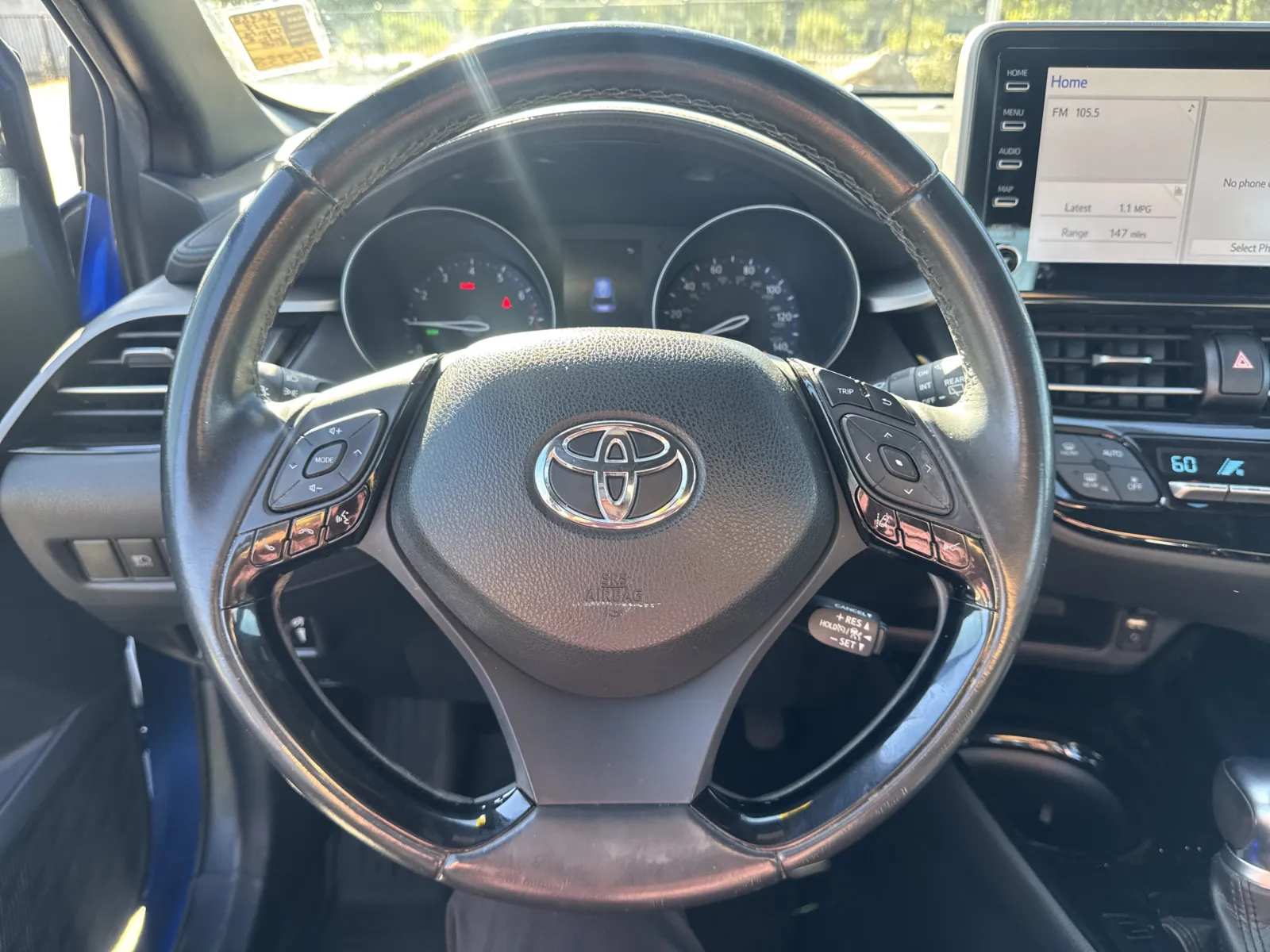Toyota C-HR photo 17