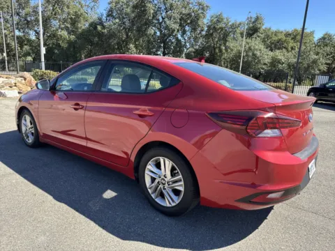 More photos of 2019 Hyundai Elantra SEL at Park Marina Motors, CA