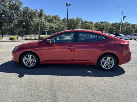 More photos of 2019 Hyundai Elantra SEL at Park Marina Motors, CA