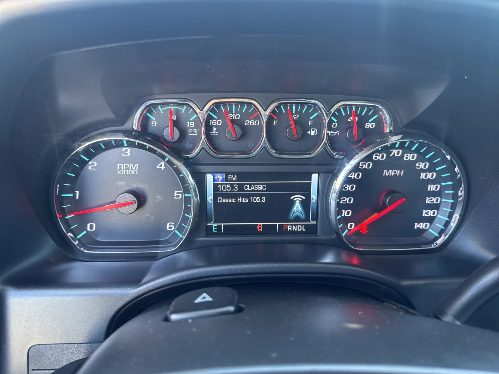 Chevrolet Silverado photo 15
