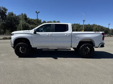 More photos of 2020 Chevrolet Silverado 1500 LT at Park Marina Motors, CA