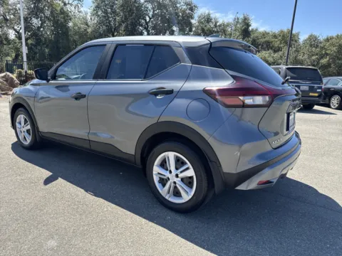 More photos of 2022 Nissan Kicks S at Park Marina Motors, CA