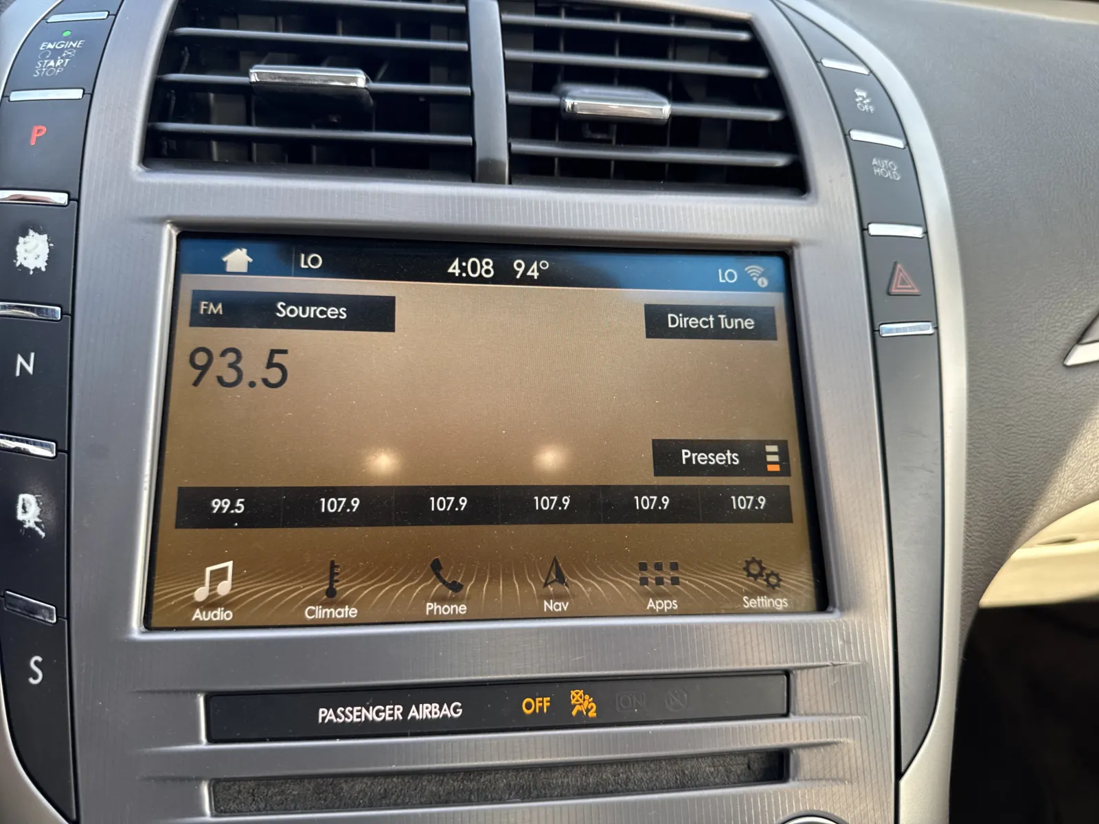 Lincoln MKZ photo 24