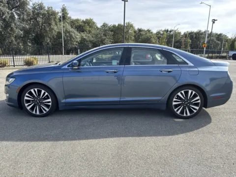 More photos of 2018 Lincoln MKZ Reserve at Park Marina Motors, CA