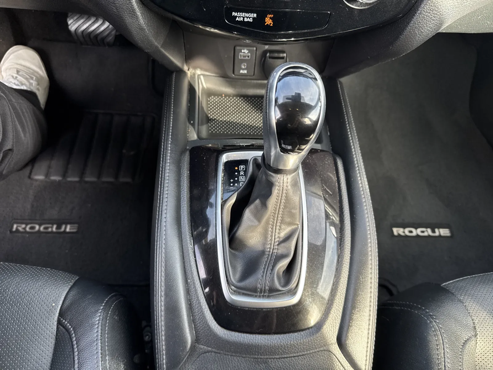 Nissan Rogue photo 20