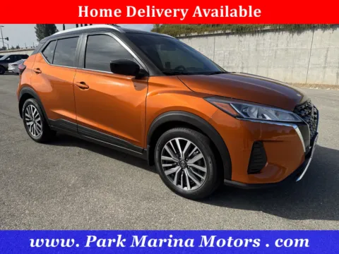 Orange 2021 Nissan Kicks SV for sale in Redding, CA