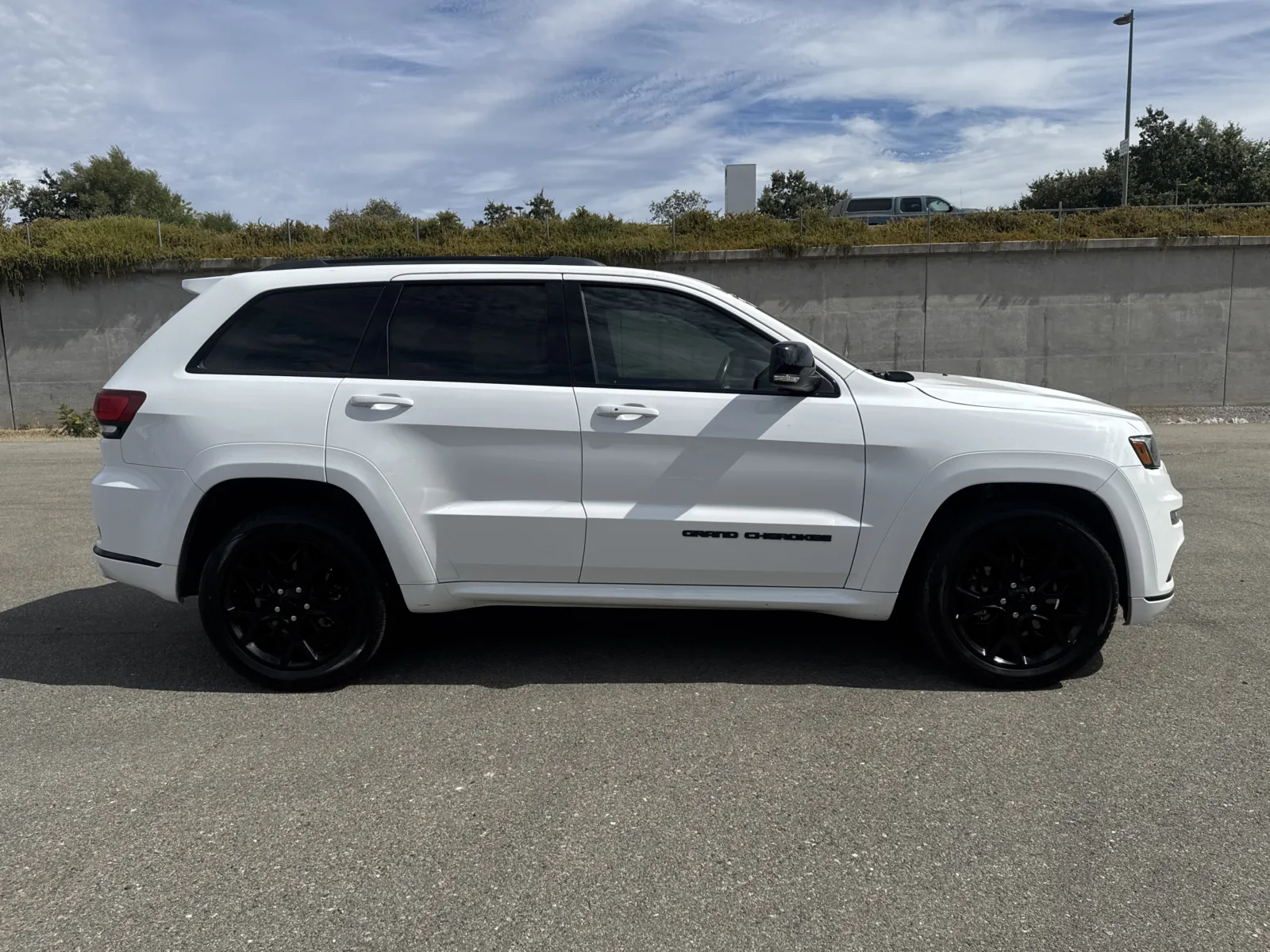 Jeep Grand Cherokee photo 8