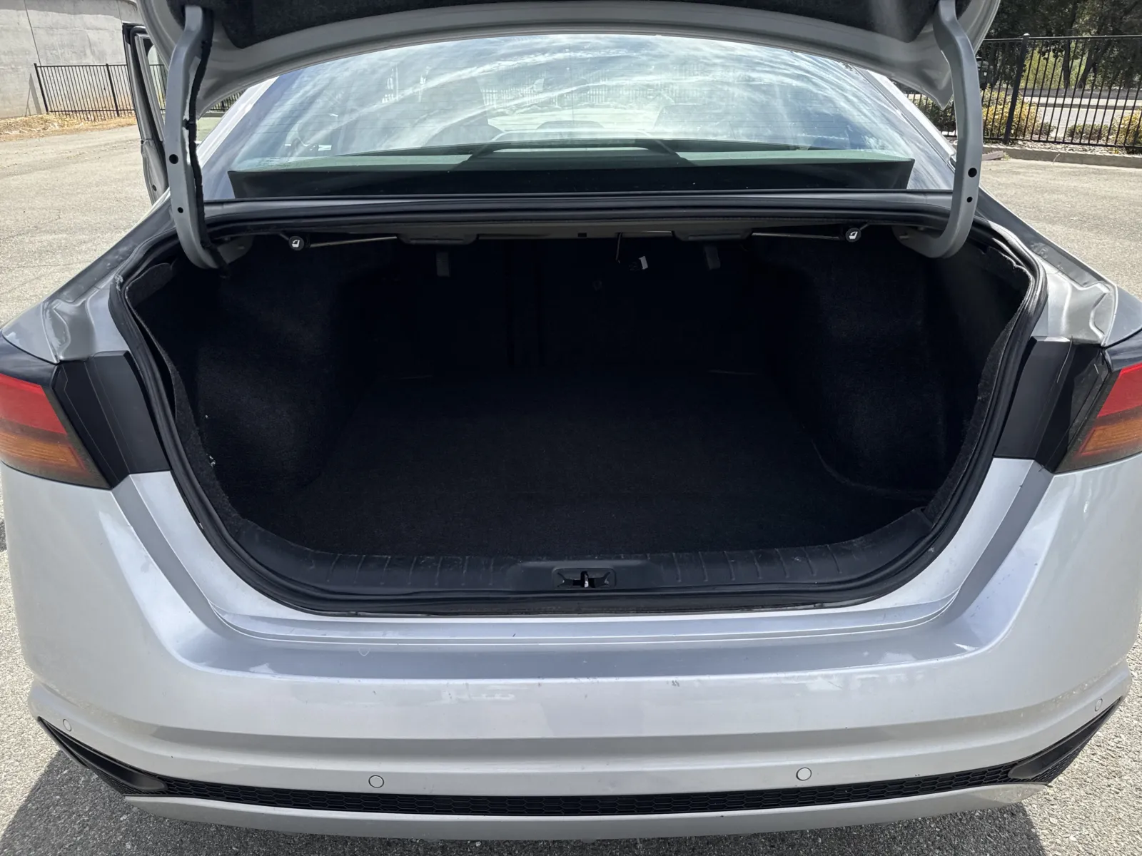 Nissan Altima photo 25