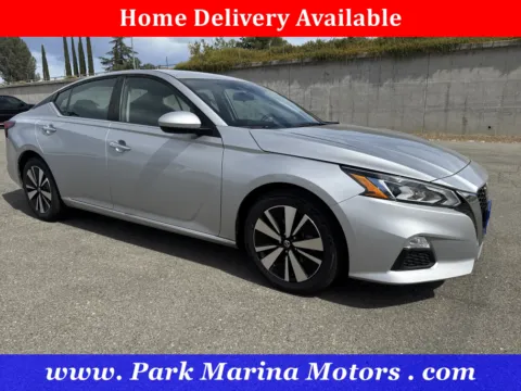 Silver 2022 Nissan Altima 2.5 SV for sale in Redding, CA
