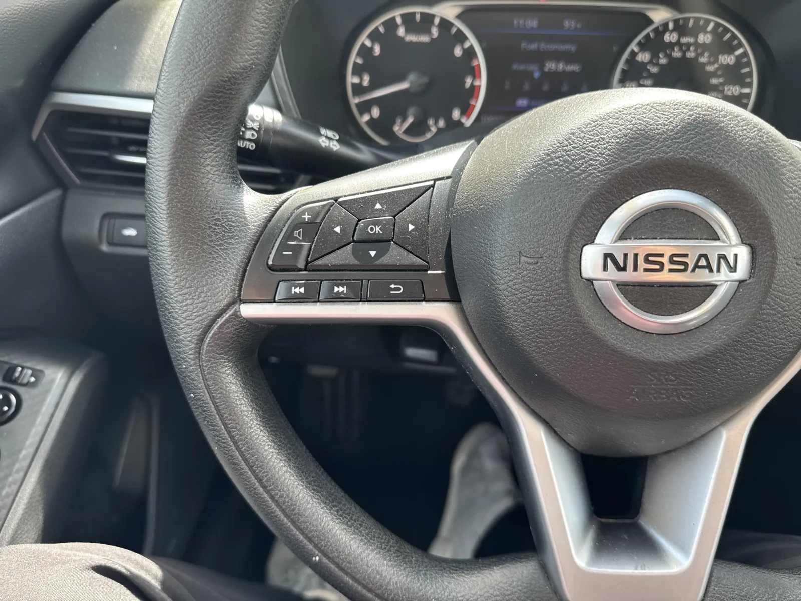 Nissan Altima photo 18